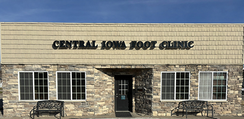 Exterior of Central Iowa Foot Clinic in Perry, Iowa, providing comprehensive foot and ankle care.